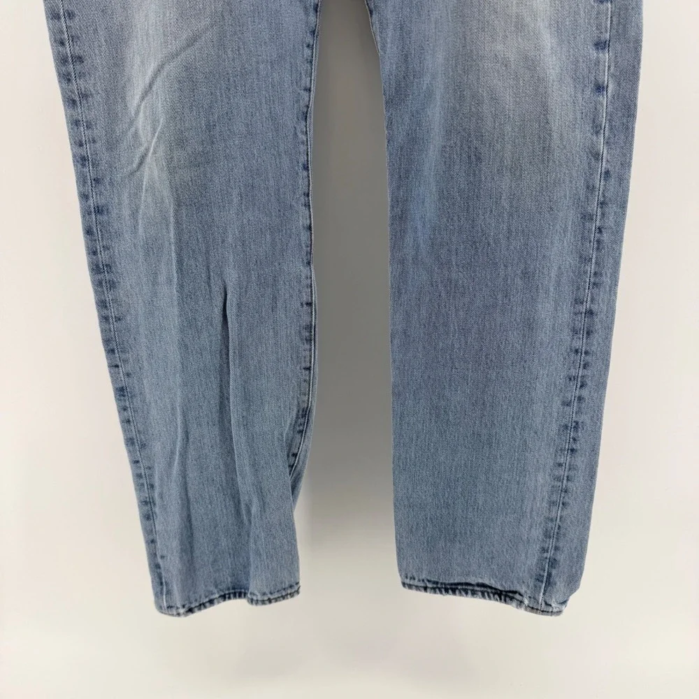 Levis‎ 501 Original Fit Straight Leg Button Fly Jeans 36x31 Light Wash Blue